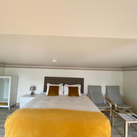 Harlestone Retreat (Adults Only) Hotel Northampton Ngoại thất bức ảnh